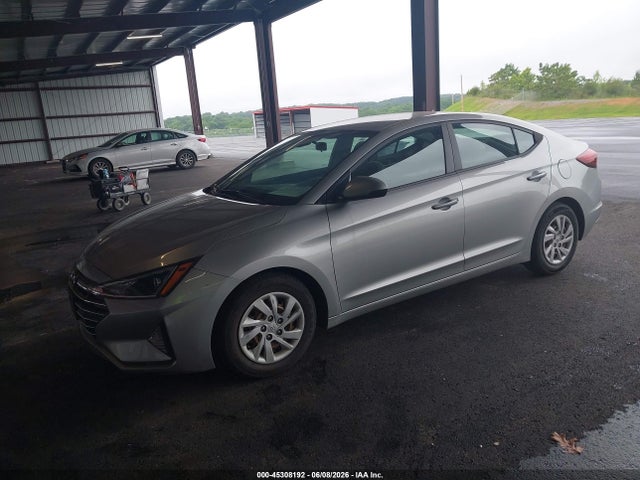 2020 Hyundai ELANTRA SE 照片 2