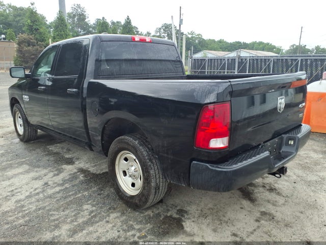 صورة 3 لـ 2019 RAM 1500 CLASSIC TRADESMAN 4X4 5'7 BOX