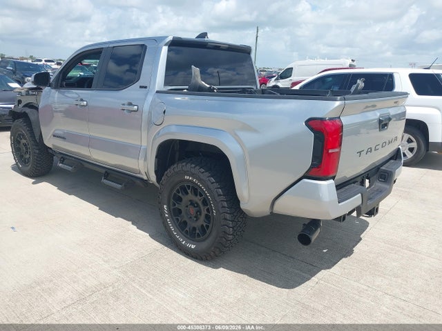 صورة 3 لـ 2025 Toyota TACOMA SR5