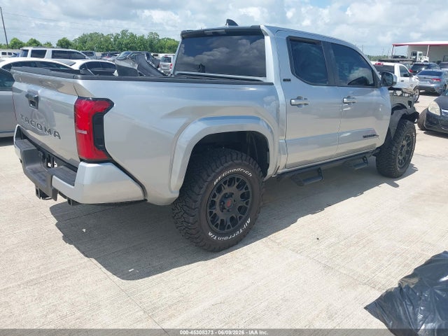 صورة 4 لـ 2025 Toyota TACOMA SR5
