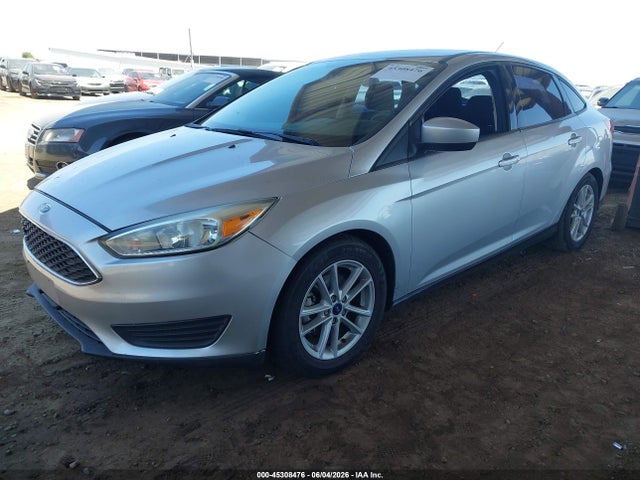 FORD FOCUS SE - 2