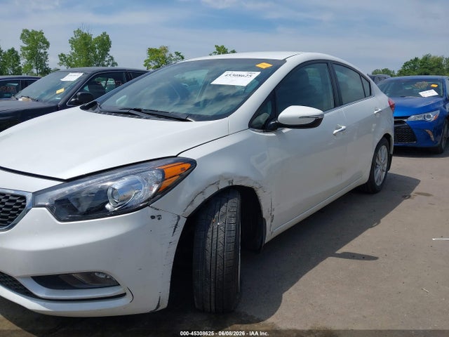 صورة 6 لـ 2014 KIA FORTE EX