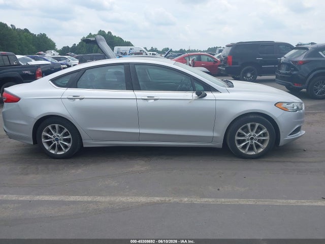 صورة مصغرة 13 لـ 2017 FORD FUSION SE
