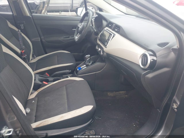 2021 Nissan VERSA SV XTRONIC CVT 照片 5