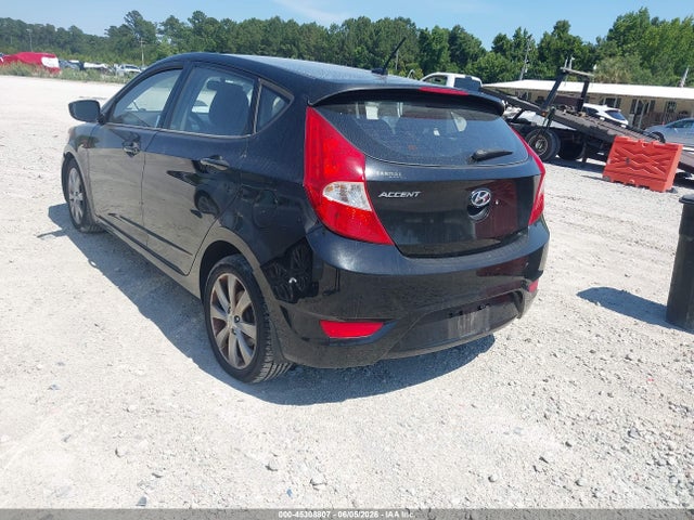 صورة 4 لـ 2013 Hyundai ACCENT SE