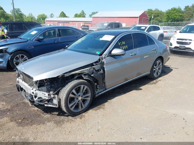 2016 Mercedes-BENZ C 300 4MATIC 照片 2