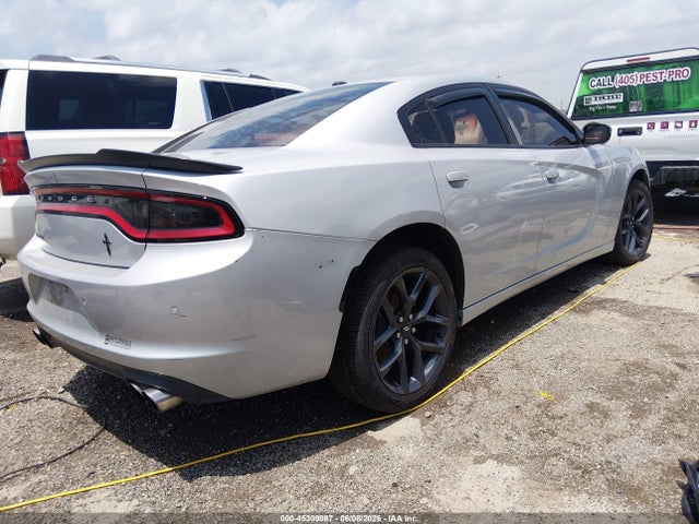 2019 Dodge CHARGER SXT RWD — фото 4