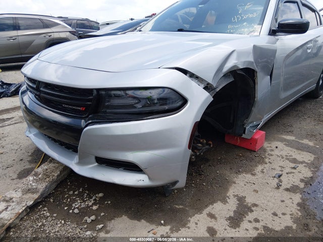 2019 Dodge CHARGER SXT RWD — фото 6