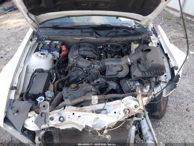 صورة 10 لـ 2014 FORD MUSTANG V6 PREMIUM