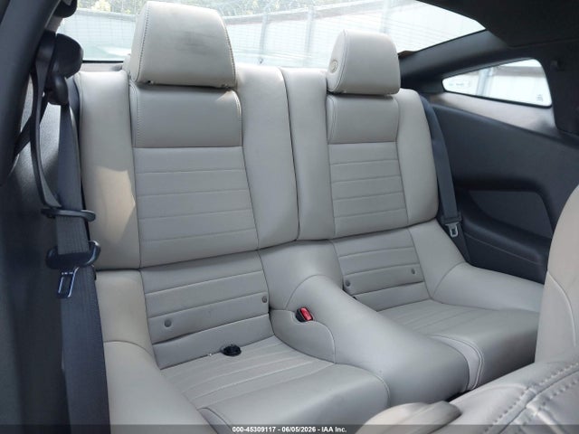 صورة 8 لـ 2014 FORD MUSTANG V6 PREMIUM