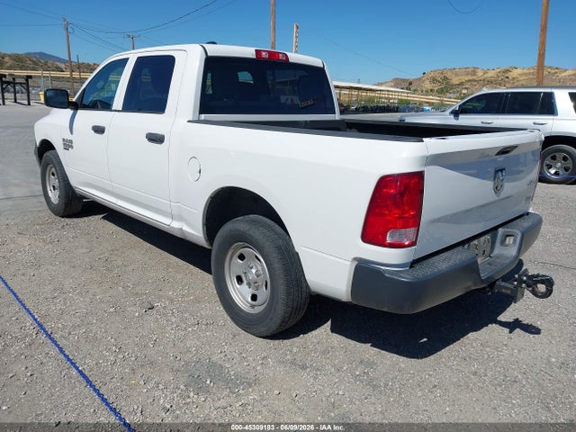 صورة 3 لـ 2019 RAM 1500 CLASSIC TRADESMAN 4X4 5'7 BOX