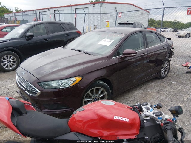 2017 FORD FUSION SE 缩略图 2