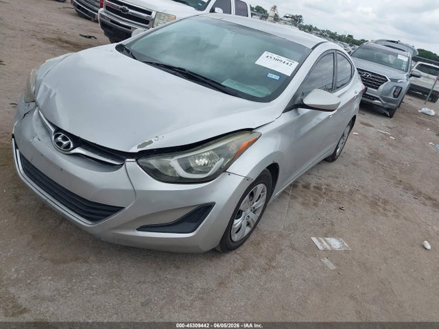 2016 Hyundai ELANTRA SE — фото 2
