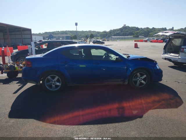 2014 Dodge AVENGER SE — миниатюра 13