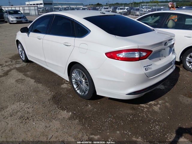 2015 FORD FUSION SE photo 3