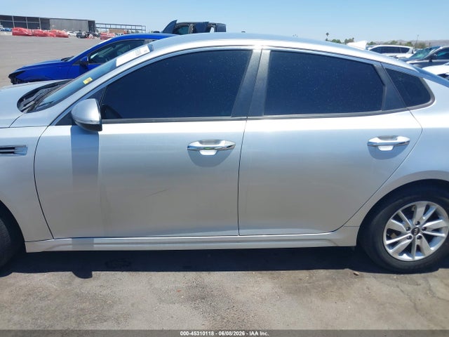 2018 KIA OPTIMA LX — миниатюра 14