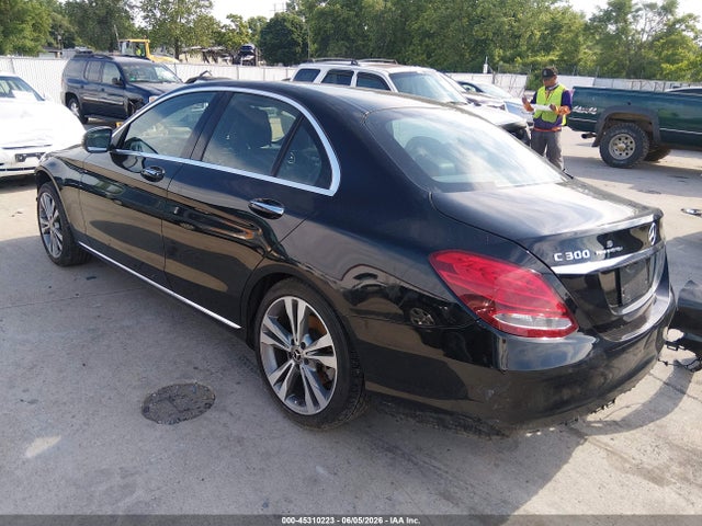2018 Mercedes-BENZ C 300 4MATIC 照片 3