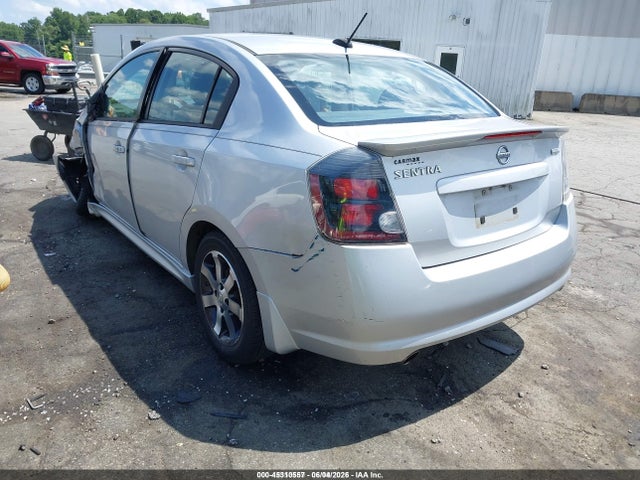 2012 Nissan SENTRA 2.0 SR — фото 3