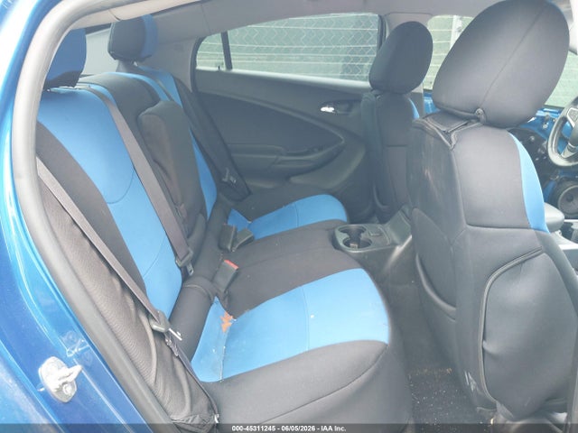 صورة 8 لـ 2017 Chevrolet VOLT LT