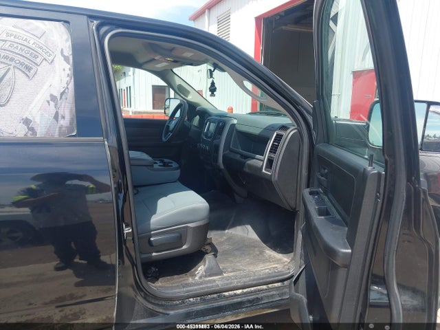 صورة 5 لـ 2019 RAM 1500 CLASSIC TRADESMAN 4X4 5'7 BOX