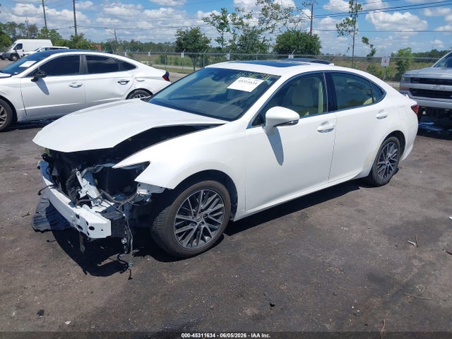 2016 Lexus ES 350 — фото 2