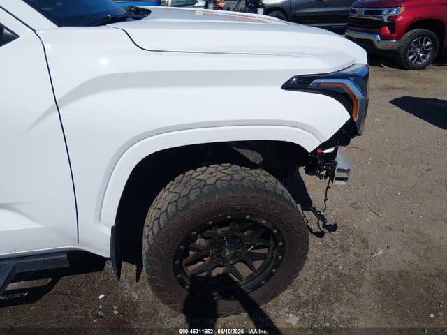 2025 Toyota TUNDRA SR thumbnail 21