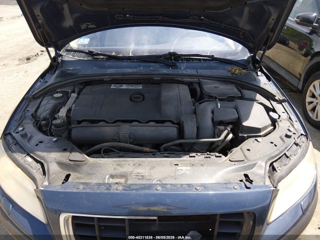 صورة 10 لـ 2010 Volvo XC70 3.2