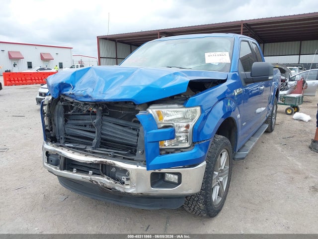2016 FORD F-150 XLT photo 2