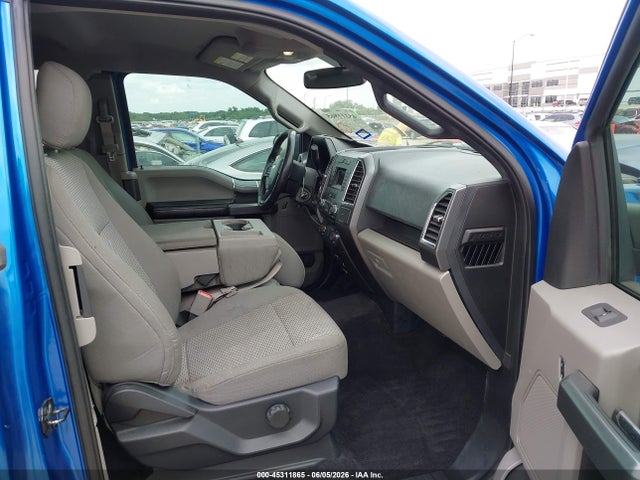 2016 FORD F-150 XLT photo 5