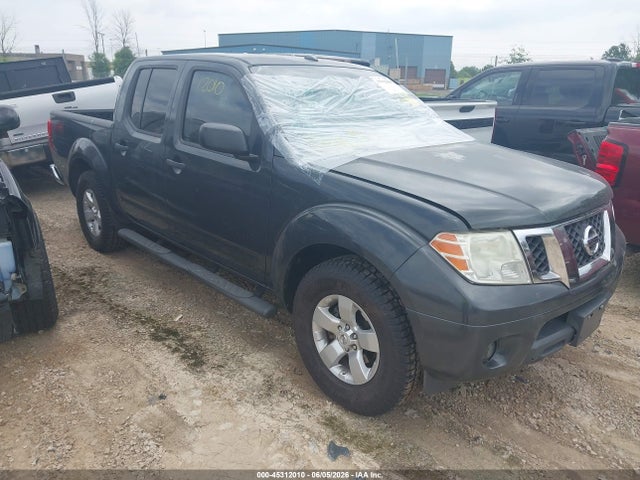 2013 Nissan FRONTIER SV 照片 1
