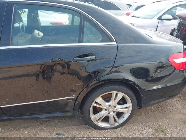 صورة مصغرة 17 لـ 2012 Mercedes-BENZ E 350 4MATIC