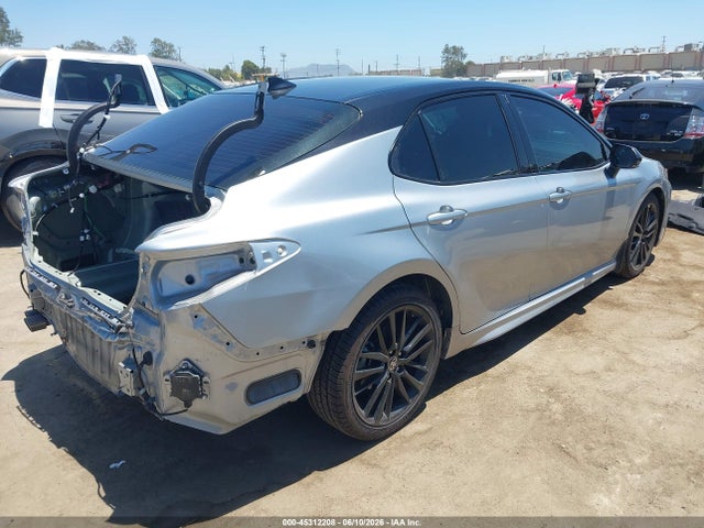 2022 Toyota CAMRY XSE HYBRID 照片 4