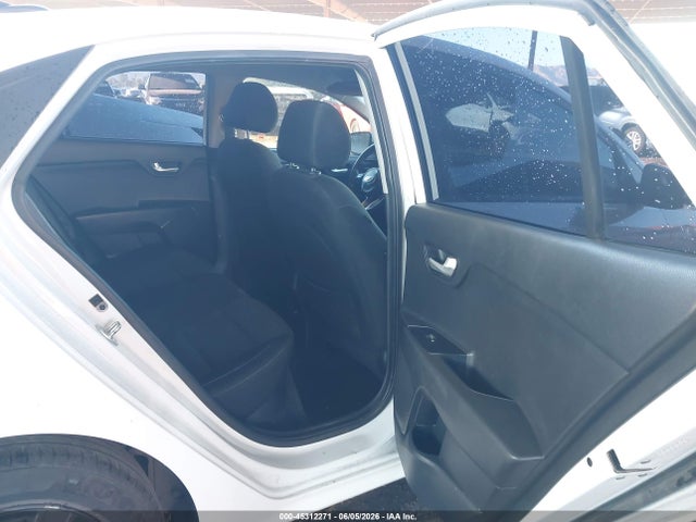 2021 KIA RIO S 照片 8