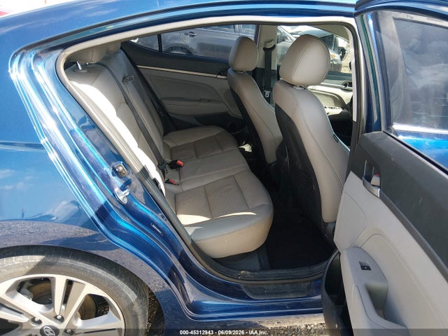 صورة 8 لـ 2017 Hyundai ELANTRA LIMITED