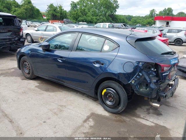 صورة 3 لـ 2015 Mazda MAZDA3 I SPORT