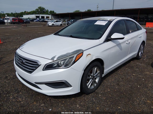 2017 Hyundai SONATA SE — фото 2