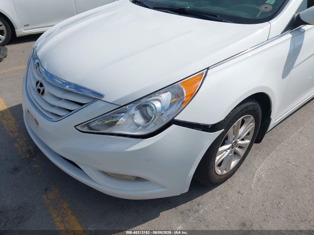 2013 Hyundai SONATA GLS 照片 6