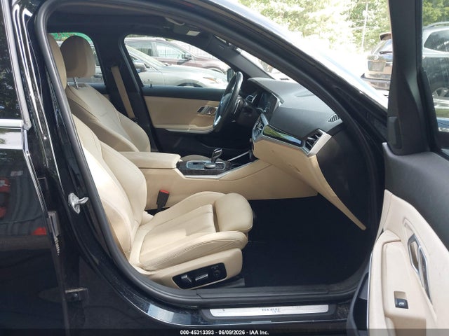 صورة 5 لـ 2020 BMW 330I XDRIVE