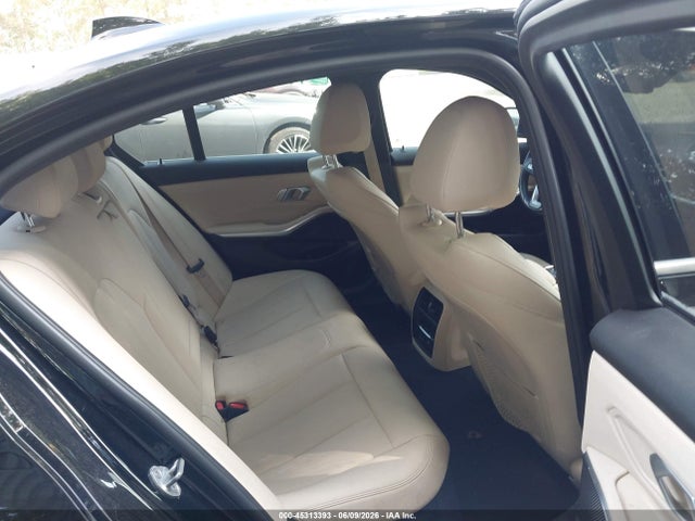 صورة 8 لـ 2020 BMW 330I XDRIVE