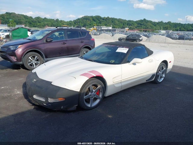 2001 Chevrolet CORVETTE 照片 2