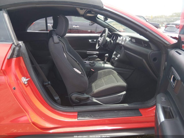 صورة 5 لـ 2015 FORD MUSTANG V6