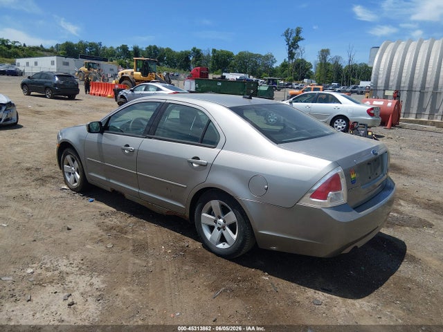 FORD FUSION SE - 3