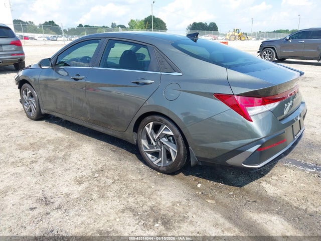 صورة 3 لـ 2024 Hyundai ELANTRA SEL