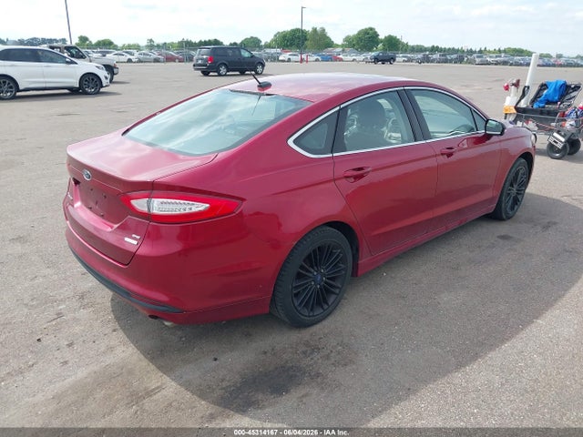 FORD FUSION SE - 4
