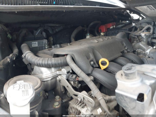 2010 Toyota YARIS 照片 10