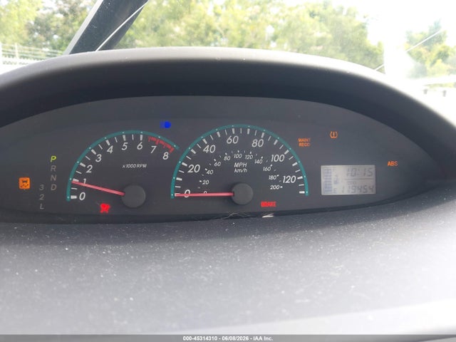2010 Toyota YARIS 照片 7