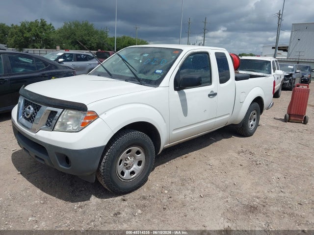 2016 Nissan FRONTIER S — фото 2