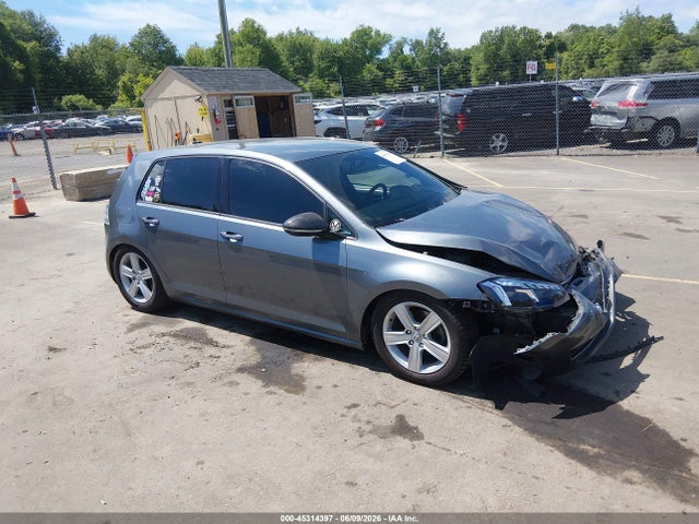 2015 VOLKSWAGEN GOLF TDI S 4-DOOR