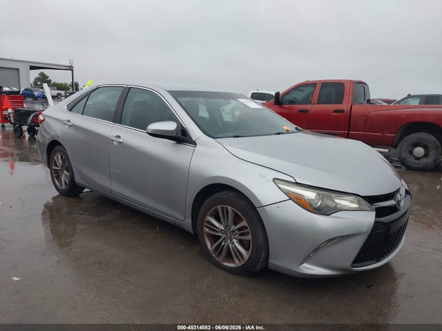 2017 TOYOTA CAMRY SE