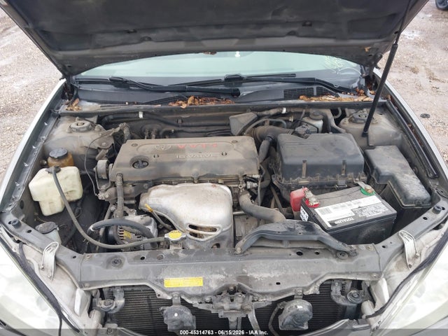 صورة 10 لـ 2002 Toyota CAMRY LE